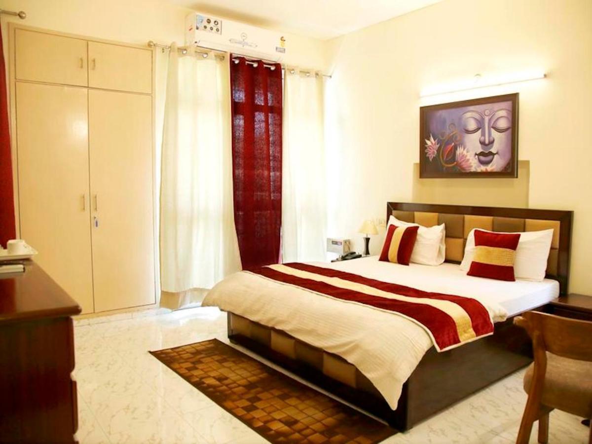 Maplewood Guest House, Neeti Bagh, New Delhiit Is A Boutiqu Guest House - Room 5 Exterior photo