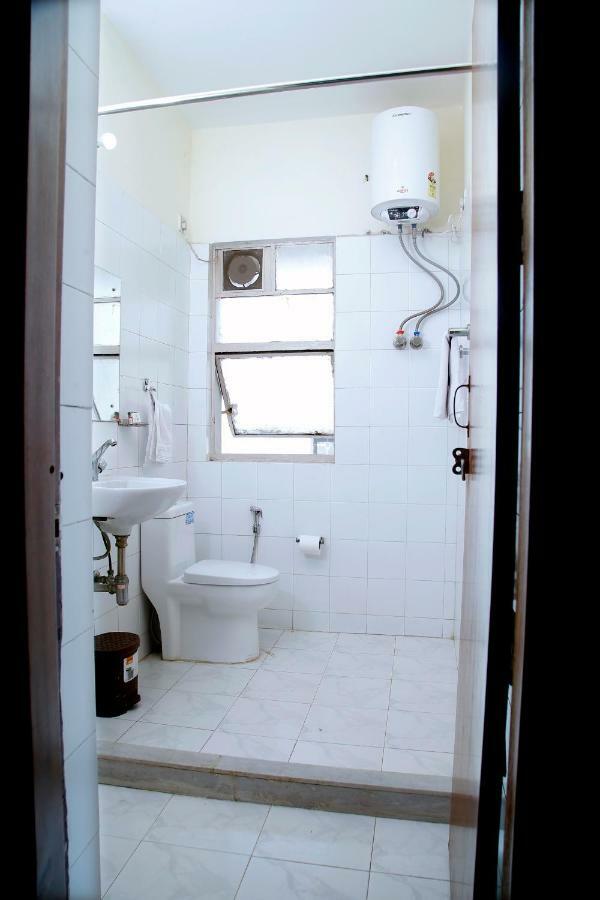 Maplewood Guest House, Neeti Bagh, New Delhiit Is A Boutiqu Guest House - Room 5 Exterior photo